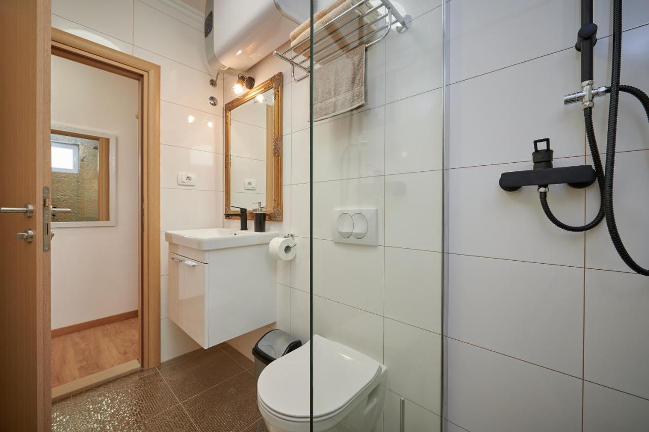 Rooms Antonio Τρογκίρ Εξωτερικό φωτογραφία